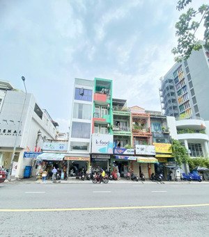 cực hiếm - mt nguyễn bỉnh khiêm - 6 tầng - 3,2x10 - hđt 600tr/năm - chỉ 16 tỷ