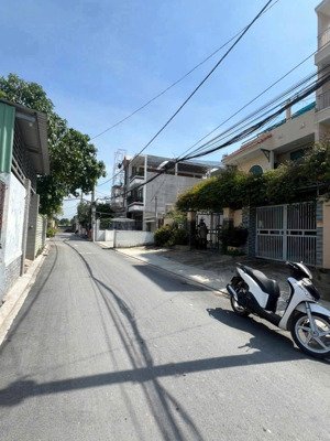 bán gấp phước long b q9 2,5 tỷ 100m2.shr.hợp đầu tư tích sản xây dựng cho thuê