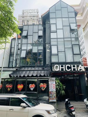 cho thuê nhà phố tại phố trung hòa, cầu giấy, 130 triệu, 145mx4t, nhà đẹp phù hợp làm văn phòng spa