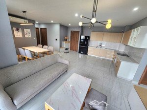 bán căn hộ 3 phòng d-vela, mặt tiền 1177 huỳnh tấn phát, quận 7 giá 3,9 tỷ