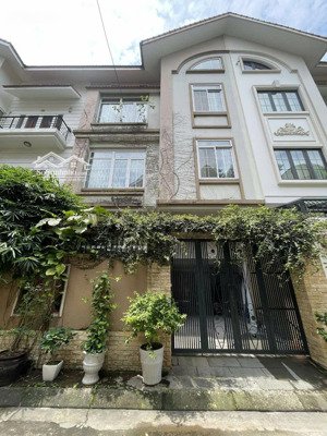 bán nhà riêng tại doãn kế thiện, cầu giấy, 65m2, ô tô, kinh doanh, nhỉnh 24 tỷ