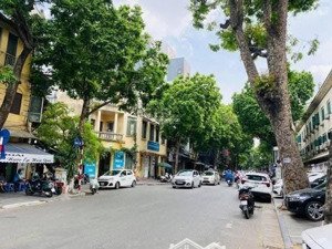 cần bán gấp nhà phân lô cán bộ phố lý nam đế hoàn kiếm 62m mt 5m nhỉnh 21 tỷ có tl lh 