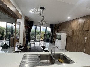 chính chủ cho thuê căn hộ diện 3 phòng ngủ-4 giường, đầy đủ tiện ích