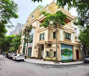 bán liền kề khu tasco xuân phương. dt 112m2 x 5t, lô góc 3 mặt đường rộng. giá 24,5 tỷ.