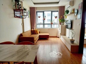 nhà đẹp giá tốt. bán gấp căn hộ 2pn - 66.8m2 - green star