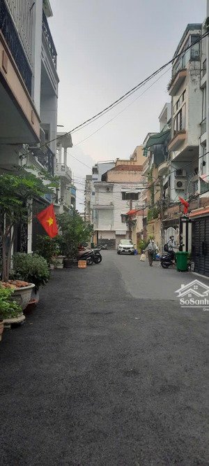 nhà hẻm 47 bùi đình túy - nở hậu tài lộc - ngay gạch xuyên tâm -giá 6.5 tỷ - xe hơi đậu tận nhà