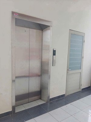 thang máy nhà ở xã hội định hòa, lầu 3 góp xong 470 triệu. thuê được 3,5 tr/th. sài gòn mua được