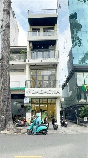 cho thuê gấp nhà 2 mặt tiền đường nguyễn thị minh khai, quận 1 - giá thuê 55 triệu