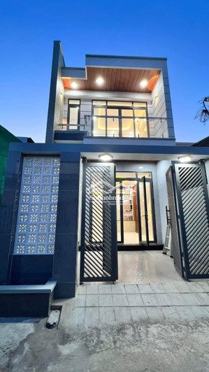 chủ kẹt tiền cần bán gấp nhà 1t1l ở đường trần đại nghĩa, bình chánh cách vòng xoay an lạc 500m