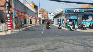 chính chủ gửi bán căn nhà mt đường lê hữu kiều phường bình trưng tây q2.