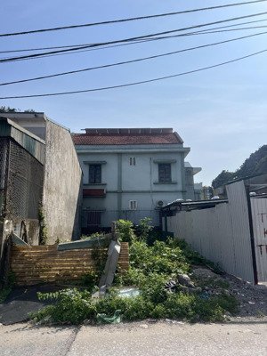 bán đất gần tuyển than hòn gai cột 8