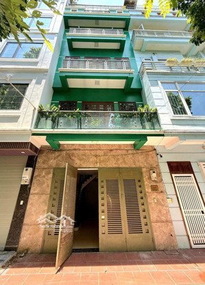 bán nhà phố nghĩa đô, cầu giấy, 68m2, vỉa hè, ô tô, 2 thoáng, kinh doanh, 17 tỷ