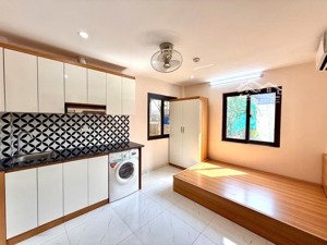 bán nhà nguyễn chí thanh chùa láng 16 phòng ô tô vào nhà