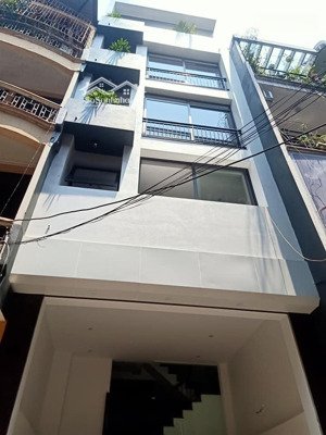 hiếm! building 7 tầng phố hào nam, mặt ngõ thẳng tắp, cách phố 30m, phân lô ô tô tránh, gara ô tô