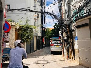 bán biệt thự đường hai bà trưng, phường võ thị sáu, quận 3, dt: 15x15m, kc: 3 tầng, giá: 29,5 tỷ