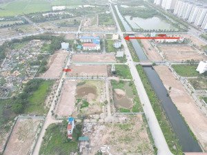 chính chủ cần thanh khoản a2.4 mặt kênh vị trí siêu đẹp cho các nhà đầu tư tại kđt thanh hà !!!!