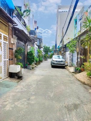 khuôn đất xây chdv 8,8x21m c4 hẻm xe hơi bùi quang là p12 gò vấp chỉ 13.8 tỷ