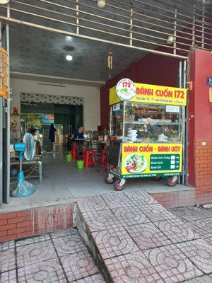 cho thuê mặt bằng để hàng hóa, đóng gói hàng hóa