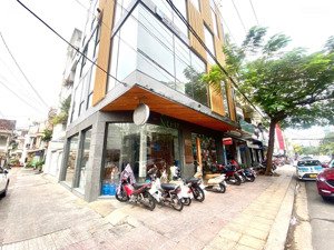 cho thuê nhà kinh doanh lô góc đẹp kinh doanh tttp giá 110 triệu/tháng