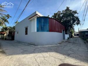 Chính chủ gửi bán lô đất 3 mặt ngõ nằm trên trục đg thôn Cổng Đất - Hoa Động - Phường Thủy Nguyên. Dt hơn 63m, ngang 4,55. Nở hậu.