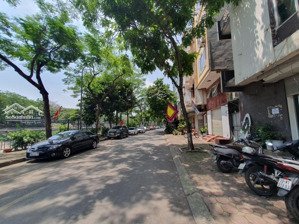 bán nhà mặt phố nguyễn đình hoàn, nghĩa đô, cầu giấy, vị trí trung tâm kinh doanh, giá 13,4 tỷ