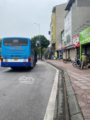 bán nhà mp nguyễn văn cừ, bồ đề, long biên: 66m2, 2 tầng, giá 25 tỷ: mặt phố, kinh doanh, ở sướng