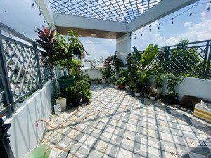 nhà dt: 124m ( 4 x 31m ) xây 3 tầng - đường 2 ô tô tránh khu đường lê văn thịnh - bán 9.9 tỷ