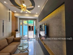 siêu phẩm căn góc 2 mặt tiền nguyễn trọng tuyển, p15, phú nhuận - 2 tầng - giá chỉ 6.8 tỷ còn tl.