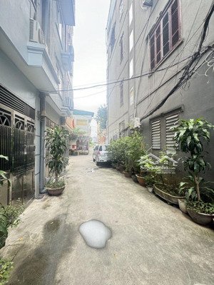 phú diễn phân lô, ô tô, mặt tiền 6,6m, 97m giá hơn 18 tỷ