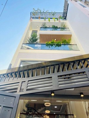 giảm lấy lộc bán nhà điện biên phủ, p. 2, bình thạnh, gần quận 1, giá 3tỷ690 dt 81m2 (5,2x15,6m)