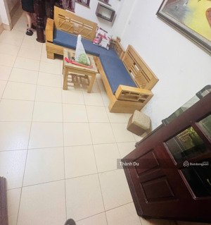 cho thuê nhà nguyên căn gia quất , long biên 42m2 3pn giá 7 triệu