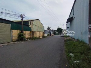 ct kho xưởng kcn phú minh, đường phú diễn, bắc từ liêm dtsd 340m2 điện 3 pha, xe công vào, 70k/m