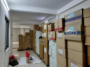 bán nhà văn quán,48m2,5tầng,đường rộng gần ra đường đôi nguyễn khuyến chỉ 15m,giản giá còn hơn 10ty