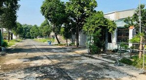 lô đất ngộp mới rẻ ! 990 triệu sỡ hữu ngay lô đất 150m2 shr full thổ trung tâm thới hoà bến cát