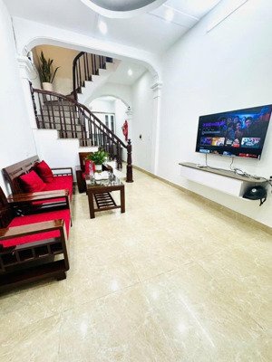 ngõ oto thông, kinh doanh tốt, thoáng đẹp, dt 38m2*5t, giá chào 8,35 tỷ