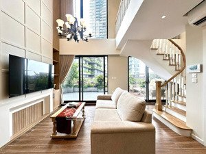bán căn garden villa 3pn swanlake onsen - ecopark -sân vườn 40m2 - trần cao 6m đẹp nhất
