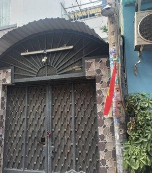 nhà 3 tầng hẻm xe hơi âu dương lân q8 chỉ 5.3 tỷ dt: 3,5x15m - 52,52m 3 tầng 3pn, 