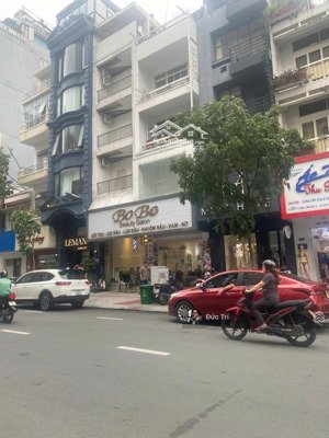 giảm sốc 9 tỷ bán gấp mặt tiền trần quang khải q1 ngang 5m nhà 4 tầng hđt 70tr/th giá 29 tỷ