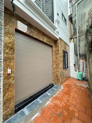 nhà mở công ty, nay duy trì danh nghiệp lên cần phải bán