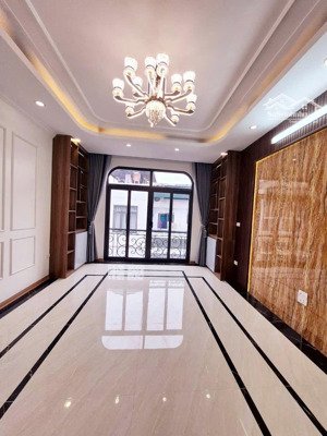 bán nhà mới tinh kim đồng 50m² 7 tầng thang máy ô tô tránh 2 mặt