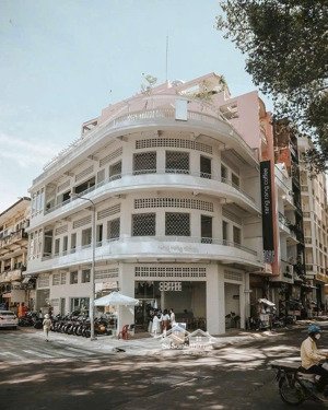 góc 2mt thương hiệu lê thánh tôn + trương định quận 1 - 8x20m - 3 tầng - hđt: 300 triệu - giá 60 tỷ