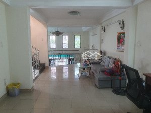 bán nhà trung tâm p4 gò vấp, hẻm ô tô, 90m2 giá 10tỷ