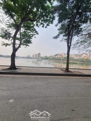 bán gấp nhà phân lô liền kề lạc long quân xuân la tây hồ 62m 5 tầng vỉa hè oto tránh cạnh hồ giá re