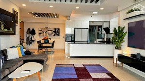 cần bán căn hộ 2pn diện tích lớn, tầng hồ bơi chung cư riviera point - kepple land