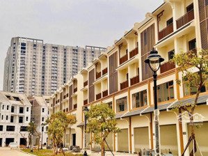 cần bán liền kề khu bình minh dự án hinode royal park. diện tích 100m2, giá 20,9 tỷ. lh: 