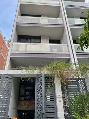 cho thuê nhà nguyên căn 5x20 trong vạn phúc gần trục chính giá 35 triệu
