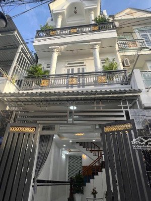 bán nhà đẹp 4,2m x13 xây 3 lầu hẻm 5m đường hiệp thành 17, phường hiệp thành. q12. lh: 