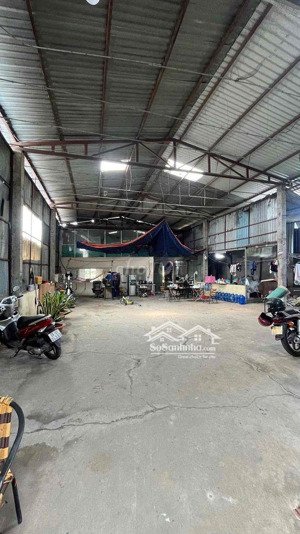 kho xưởng cho thuê quận gò vấp, dt: 800m2 , đường xe container vào đêm