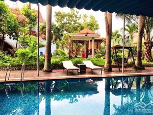 cho thuê nhà hàng caffe sân vườn hồ bơi 1000m ngay vòng xoay hiệp thành 3