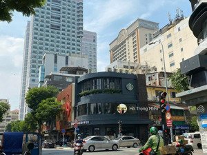 bán nhà góc 2 mặt tiền cách mạng tháng 8, quận 10 (8x25m) 3 tầng, thuê 147tr, bán 40 tỷ